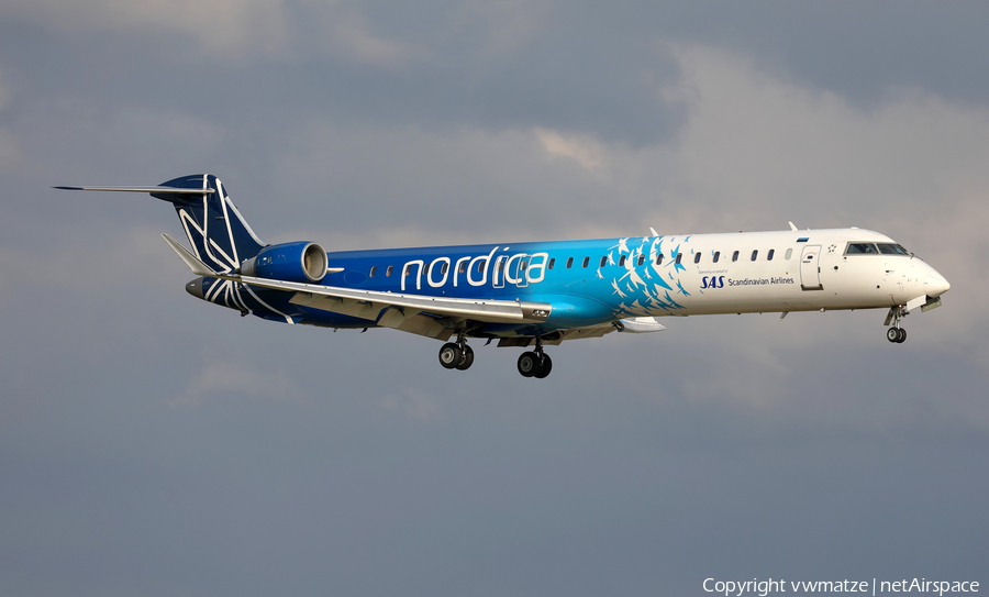 Nordica (SAS) Bombardier CRJ-900LR (ES-ACG) | Photo 393267