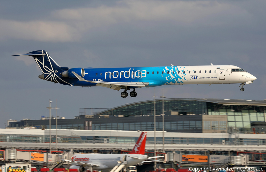 Nordica (SAS) Bombardier CRJ-900LR (ES-ACG) | Photo 393268