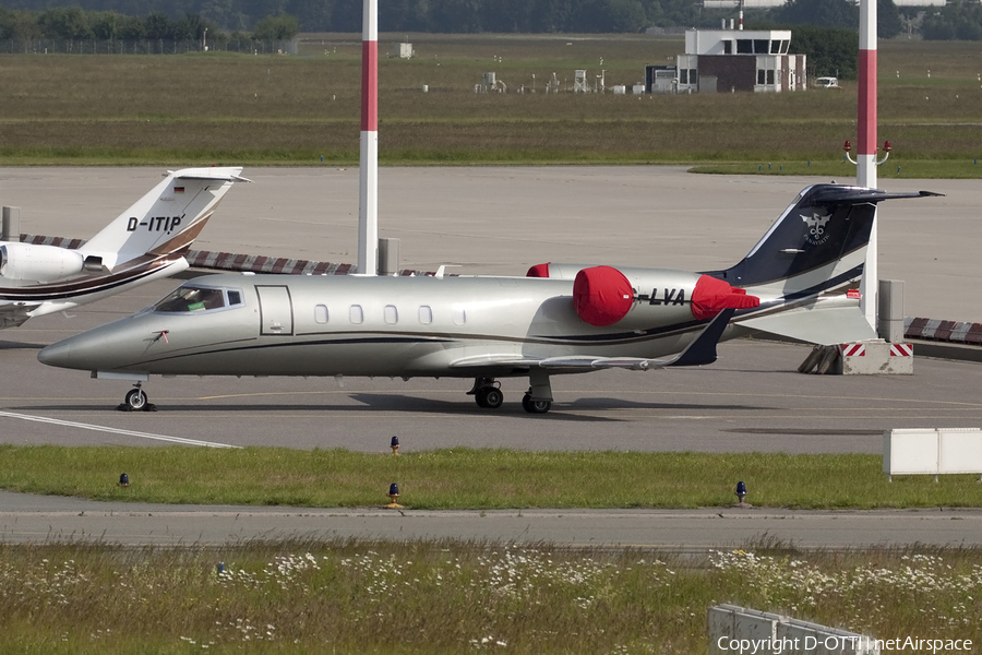 Panaviatic Bombardier Learjet 60 (ES-LVA) | Photo 439647