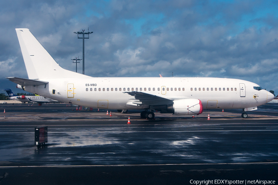 Magnetic MRO Boeing 737-31S (ES-MBD) | Photo 395508