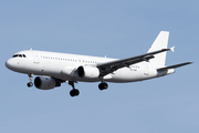 SmartLynx Airlines Estonia Airbus A320-214 (ES-SAK) at  London - Gatwick, United Kingdom