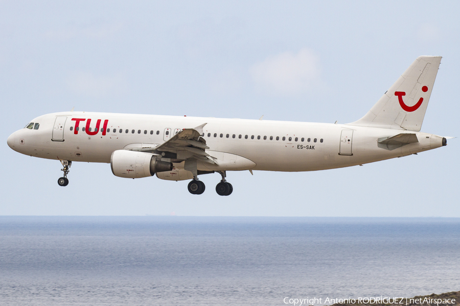 TUI Airlines Belgium (SmartLynx Airlines Estonia) Airbus A320-214 (ES-SAK) | Photo 155071