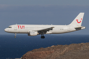 TUI Airlines Belgium (SmartLynx Airlines Estonia) Airbus A320-214 (ES-SAK) at  Gran Canaria, Spain