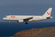 TUI Airlines Belgium (SmartLynx Airlines Estonia) Airbus A320-214 (ES-SAK) at  Gran Canaria, Spain