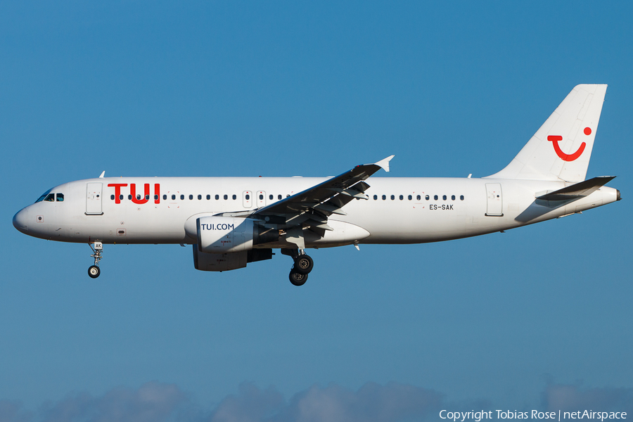 TUI Airlines Belgium (SmartLynx Airlines Estonia) Airbus A320-214 (ES-SAK) | Photo 350760