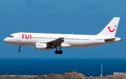 TUI Airlines Belgium (SmartLynx Airlines Estonia) Airbus A320-214 (ES-SAO) at  Gran Canaria, Spain