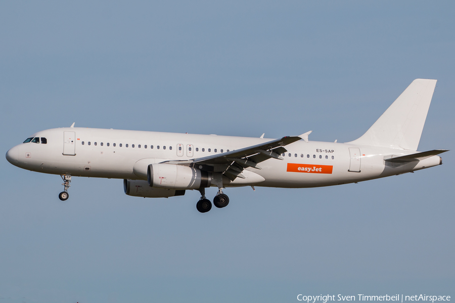 easyJet (SmartLynx Airlines Estonia) Airbus A320-232 (ES-SAP) | Photo 245665