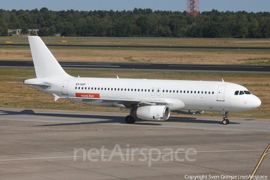 easyJet (SmartLynx Airlines Estonia) Airbus A320-232 (ES-SAP) | Photo 259344