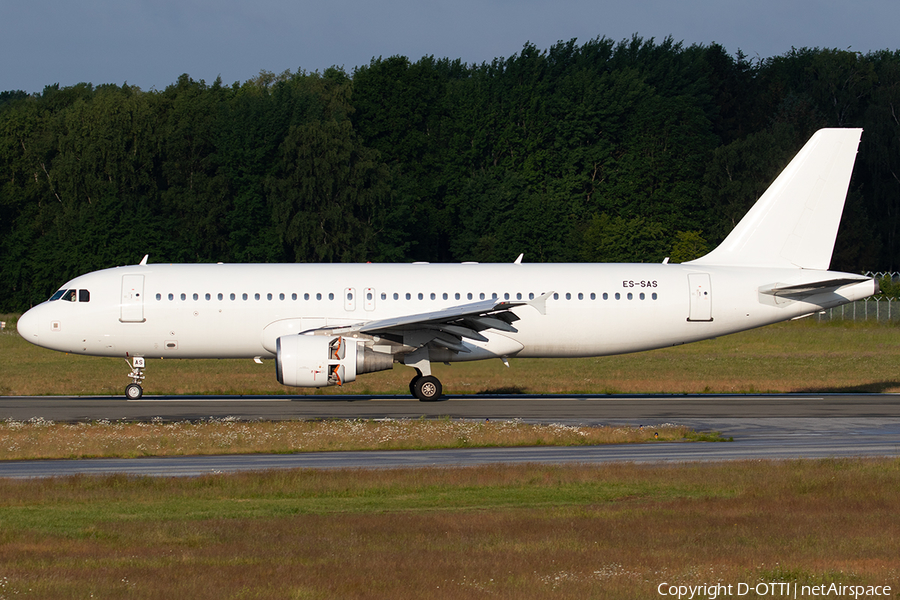 SmartLynx Airlines Estonia Airbus A320-214 (ES-SAS) | Photo 388286