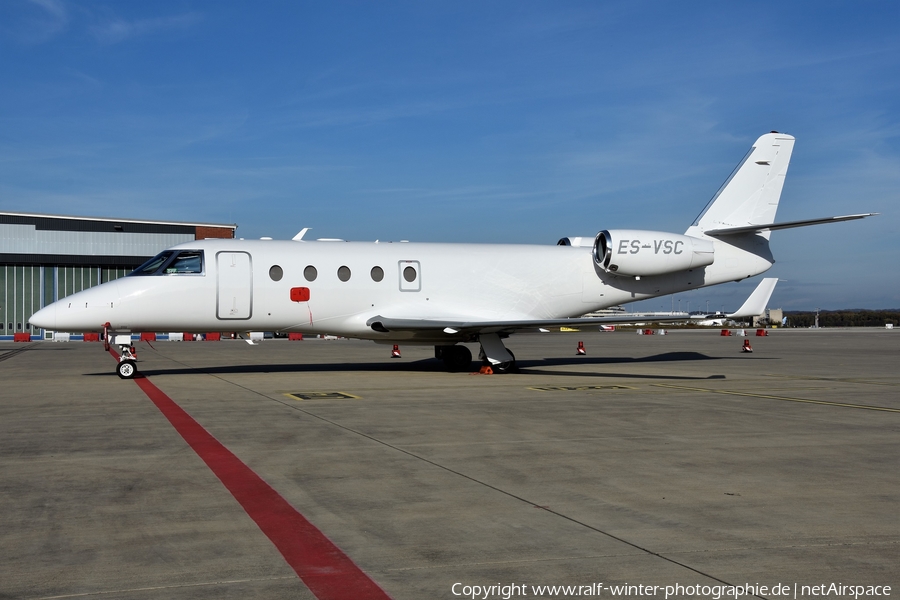 Panaviatic Gulfstream G150 (ES-VSC) | Photo 489253