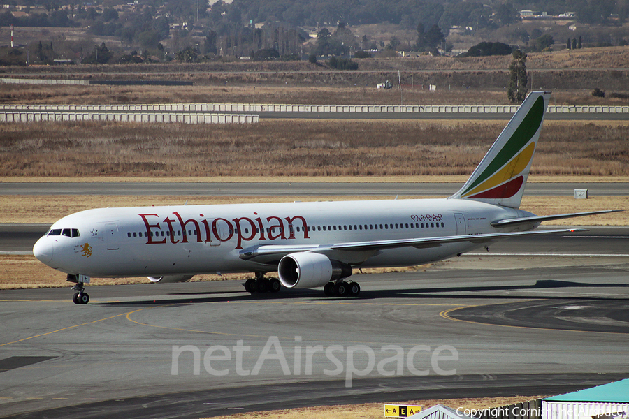 Ethiopian Airlines Boeing 767-3BG(ER) (ET-ALH) | Photo 8444