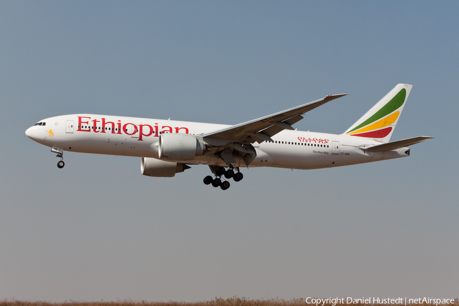 Ethiopian Airlines Boeing 777-260(LR) (ET-ANN) | Photo 427343