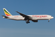 Ethiopian Airlines Boeing 777-260(LR) (ET-ANP) at  Toronto - Pearson International, Canada