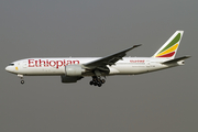 Ethiopian Airlines Boeing 777-260(LR) (ET-ANQ) at  Beijing - Capital, China