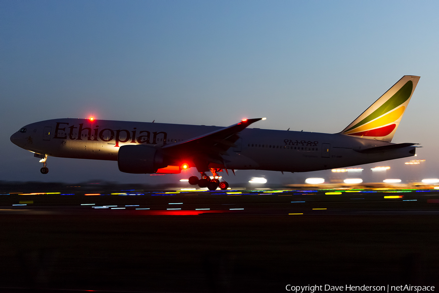 Ethiopian Airlines Boeing 777-260(LR) (ET-ANR) | Photo 105630