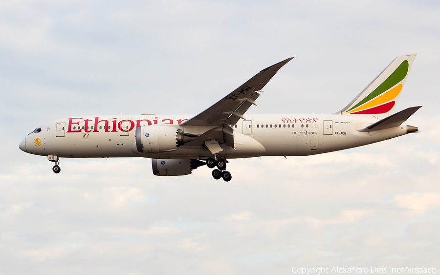Ethiopian Airlines Boeing 787-8 Dreamliner (ET-AOU) | Photo 520398