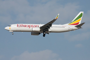 Ethiopian Airlines Boeing 737-860 (ET-APO) at  Dubai - International, United Arab Emirates