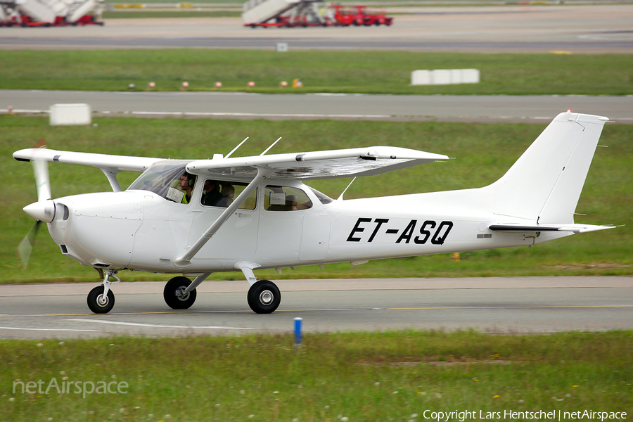 Ethiopian Airlines Cessna 172S Skyhawk SP (ET-ASQ) | Photo 76618