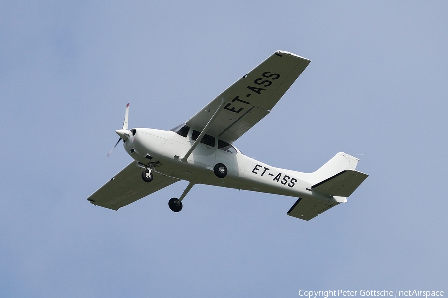 Ethiopian Airlines Cessna 172S Skyhawk SP (ET-ASS) | Photo 76933