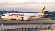 Ethiopian Airlines Boeing 787-8 Dreamliner (ET-ATL) at  Madrid - Barajas, Spain