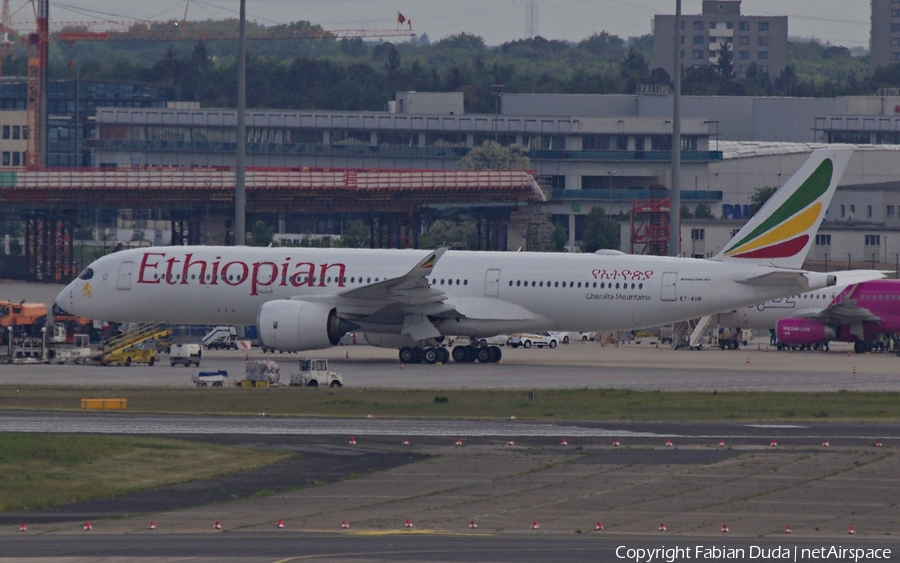Ethiopian Airlines Airbus A350-941 (ET-AUB) | Photo 268543