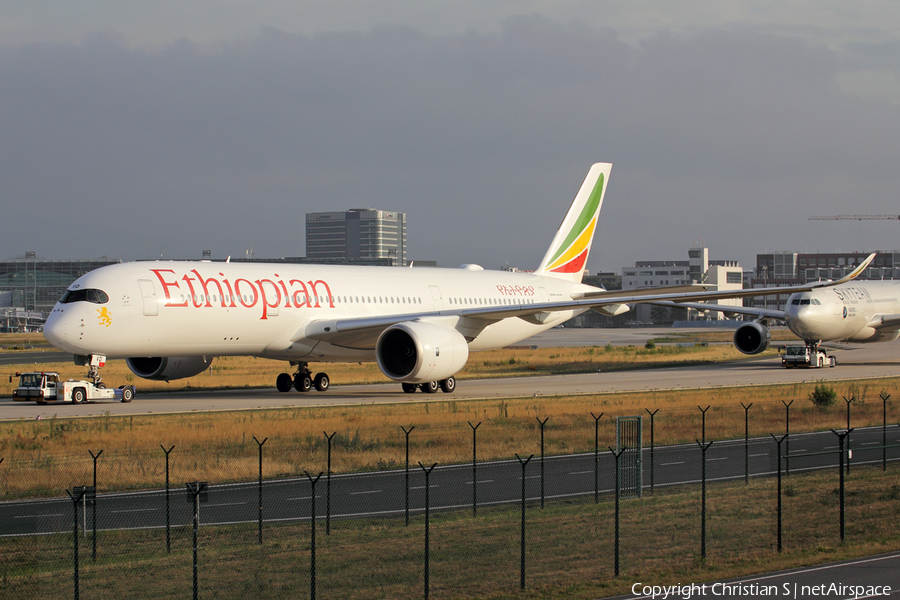 Ethiopian Airlines Airbus A350-941 (ET-AVD) | Photo 249481