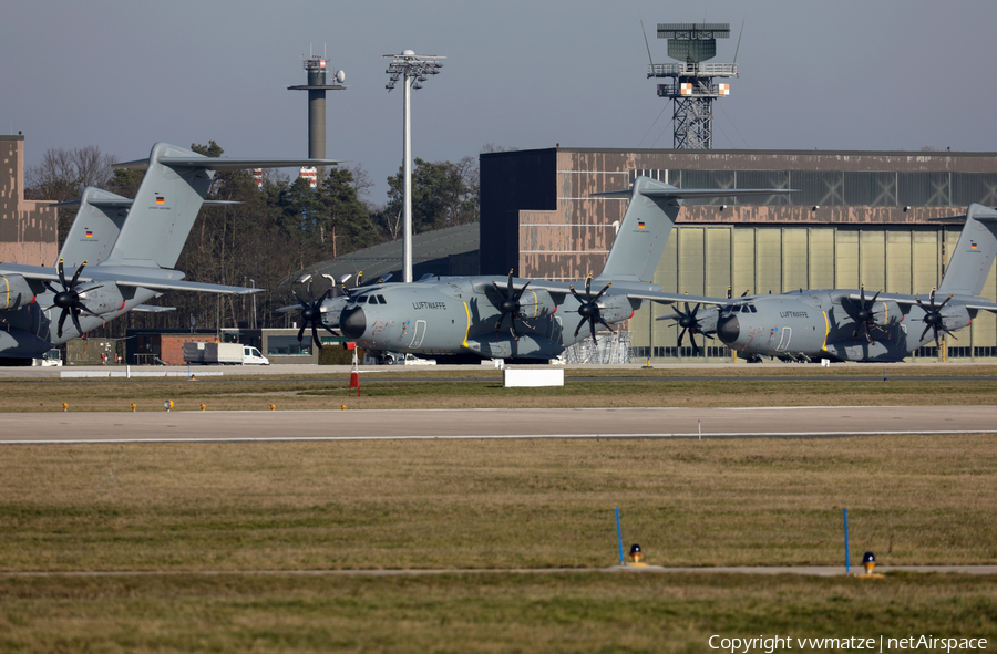 Aviation photo 294709