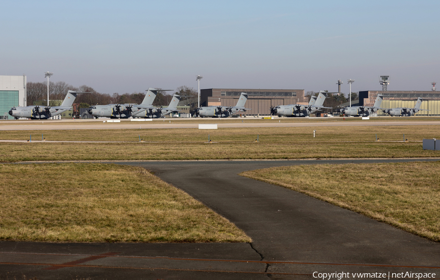 Aviation photo 294710