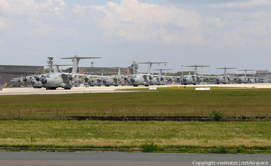 Aviation photo 430039