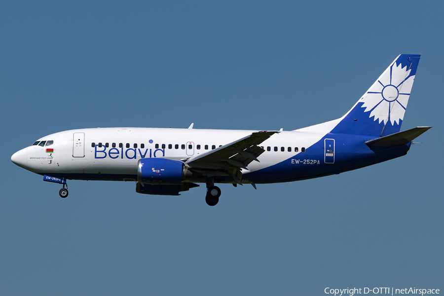 Belavia Belarus Airlines Boeing 737-524 (EW-252PA) | Photo 166724