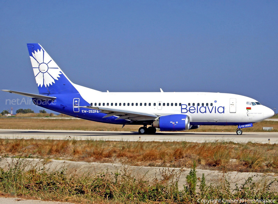 Belavia Belarus Airlines Boeing 737-524 (EW-252PA) | Photo 290802