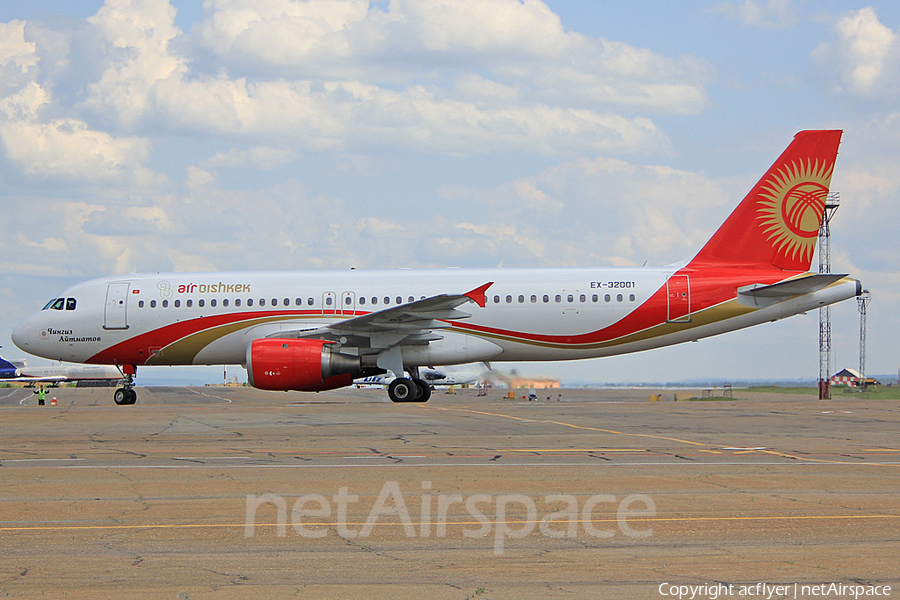 Air Bishkek Airbus A320-212 (EX-32001) | Photo 390020