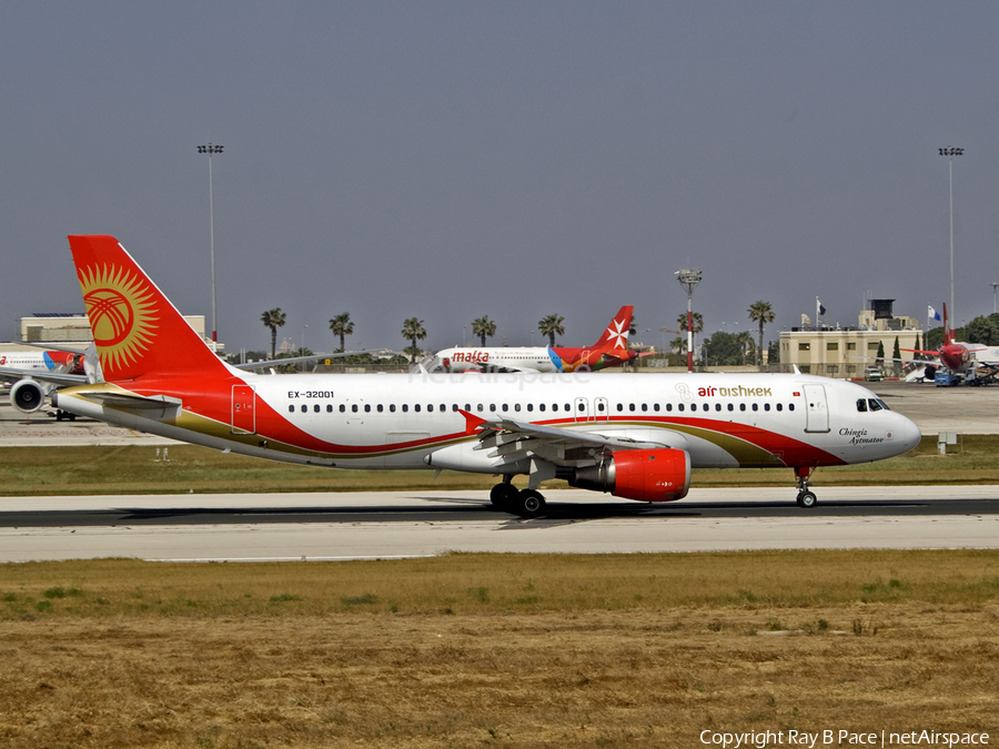 Kyrgyz Airways Airbus A320-212 (EX-32001) | Photo 25840