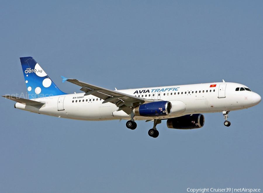Avia Traffic Company Airbus A320-231 (EX-32007) | Photo 365107