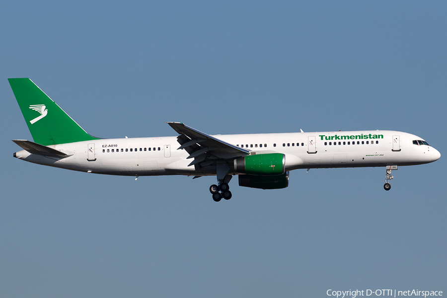 Turkmenistan Airlines Boeing 757-23A (EZ-A010) | Photo 309352