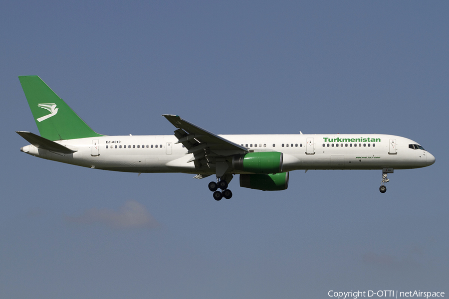 Turkmenistan Airlines Boeing 757-23A (EZ-A010) | Photo 348470