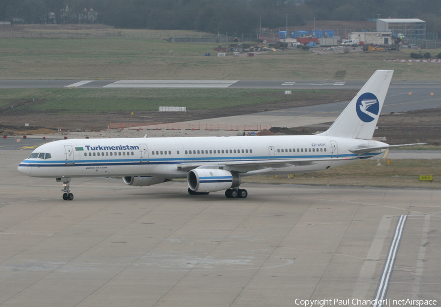 Turkmenistan Airlines Boeing 757-22K (EZ-A011) | Photo 485912