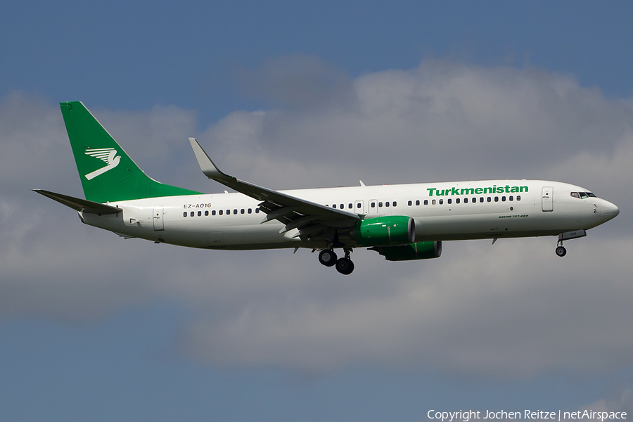 Turkmenistan Airlines Boeing 737-82K (EZ-A016) | Photo 109407