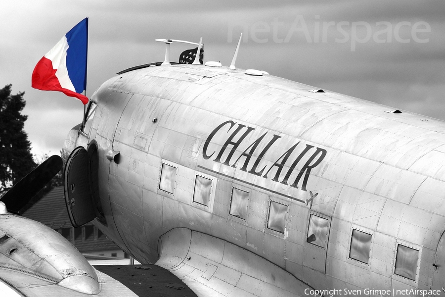 Chalair Aviation Douglas C-47B Skytrain (Dakota 4) (F-AZOX) | Photo 327672
