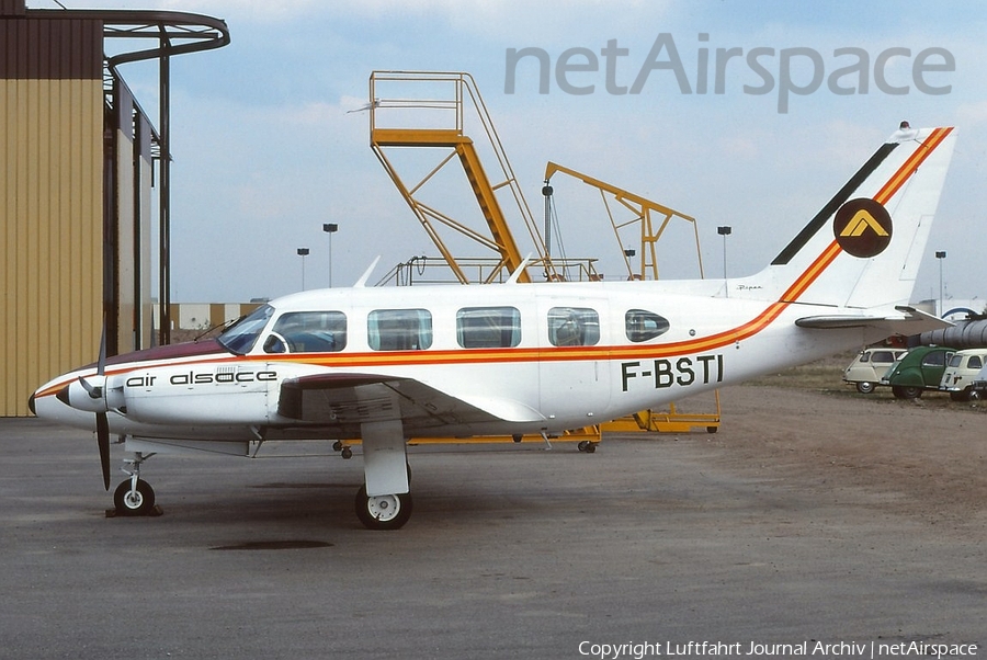 Air Alsace Piper PA-31 Navajo (F-BSTI) | Photo 405133