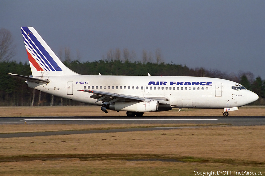 Air France Boeing 737-228(Adv) (F-GBYE) | Photo 177850