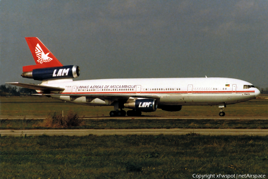 LAM - Linhas Aereas de Mocambique McDonnell Douglas DC-10-30 (F-GDJK) | Photo 438687