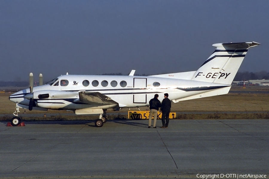 Darta Aéro Charter Beech King Air 200 (F-GEPY) | Photo 286972