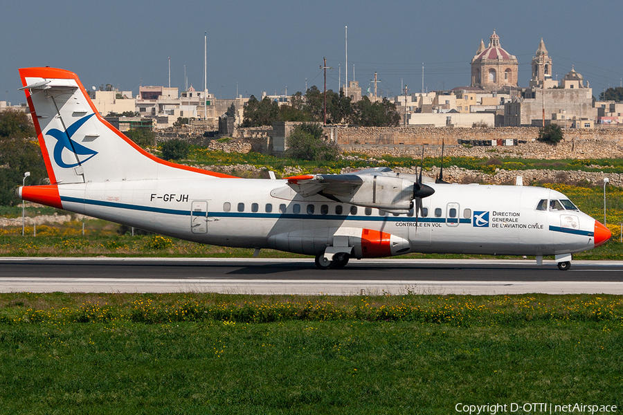 Direction Generale de l'Aviation Civile (DGAC) ATR 42-300 (F-GFJH) | Photo 241129