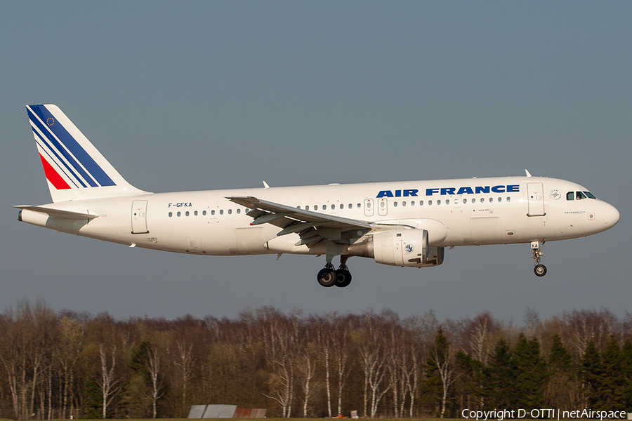 Air France Airbus A320-111 (F-GFKA) | Photo 292857