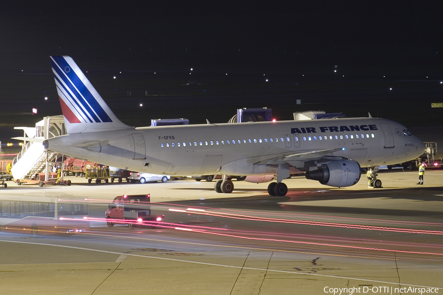 Air France Airbus A320-111 (F-GFKB) | Photo 140539