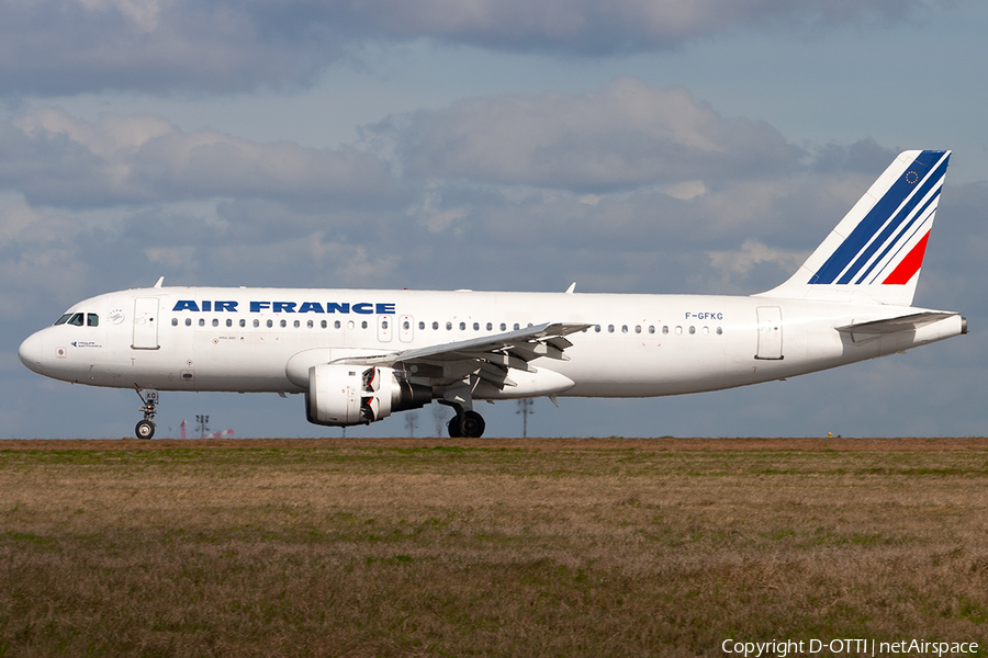 Air France Airbus A320-111 (F-GFKG) | Photo 370953