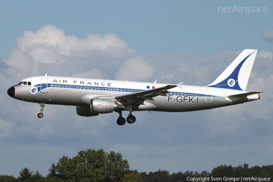 Air France Airbus A320-211 (F-GFKJ) | Photo 11632