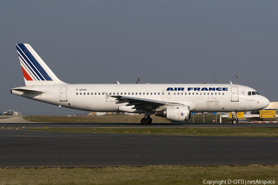 Air France Airbus A320-211 (F-GFKK) | Photo 272778