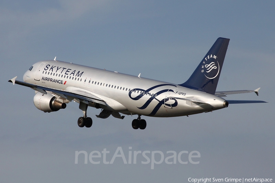 Air France Airbus A320-211 (F-GFKS) | Photo 40918